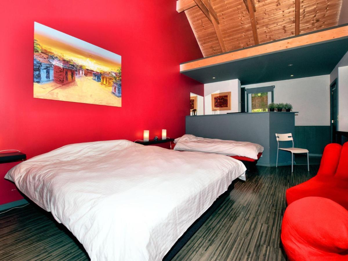 Beautiful Villa With Heated Outdoor Pool Manhay 외부 사진