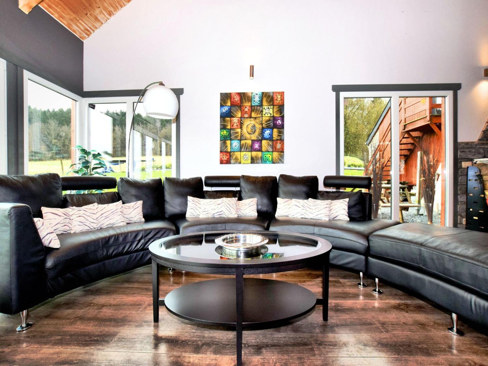 Beautiful Villa With Heated Outdoor Pool Manhay 외부 사진