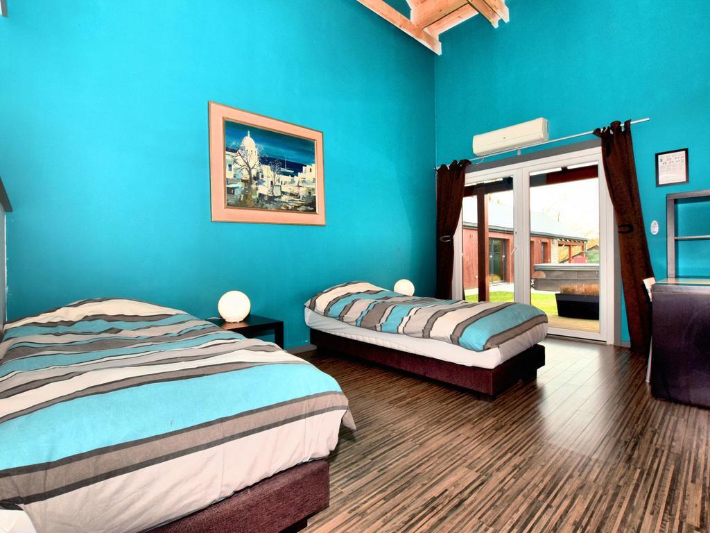 Beautiful Villa With Heated Outdoor Pool Manhay 외부 사진